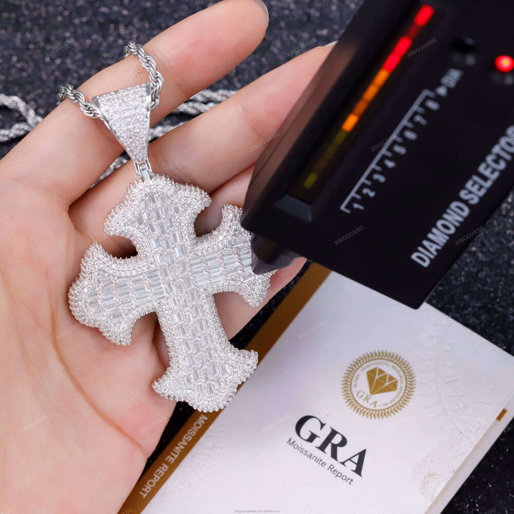 XG High Quality Baguettes Cross Pass Dia test Real Sier CRA VVS Moissanite Fine Jewelry Pendant