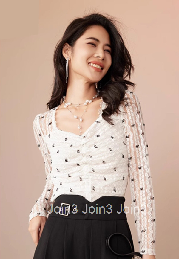 Summer New French Style Elegant Lace Base Shirt Slim Fit Sheer V-neck Top for Women 2680