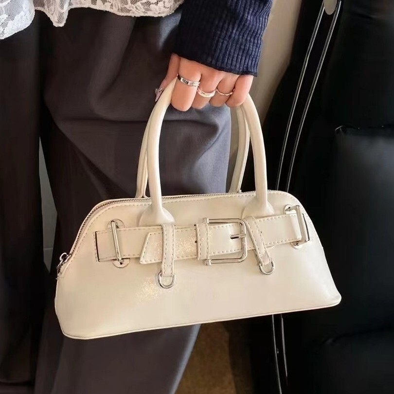 Top quality Brand High Quality New Style Free Delivery Designer 2025 Spring New Belt Buckle Half Moon Fashion Genuine Leather Handbag New Free Deliver