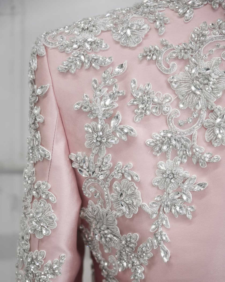 Noble Pink Men's Suits 2 Piece Set Jacket Pants Crystal Beaded Wedding Groom Tuxedo Party Evening Suits Customized