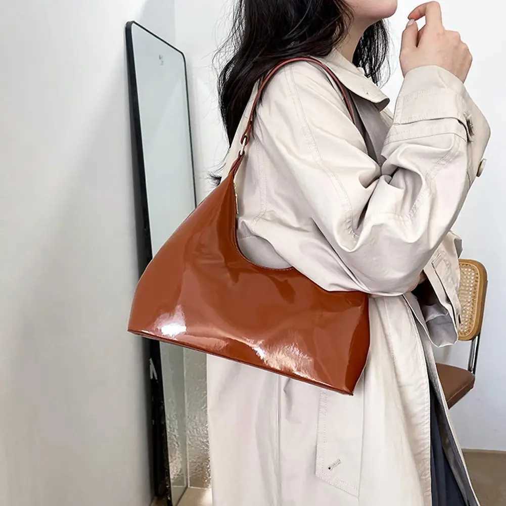 Vintage Glossy Shoulder Bag Fi PU Leather Solid Messenger Bag Bright Wen Purse Underarm Bag Face Texture Shoulder Bag T8K9 Y250725