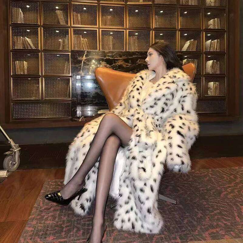 Faux 2025 Winter Warm Fashion High Quality Temperament Long Sleeve Women Fur Coat Female Overcoat