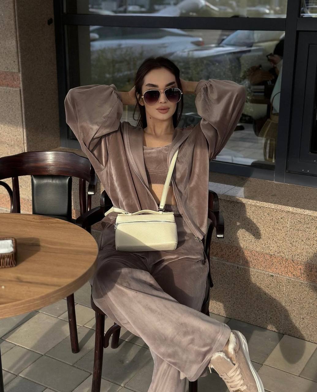 2025 New Womens Solid Color Velvet Short Hooded Top Fashion Casual Three-Piece Set