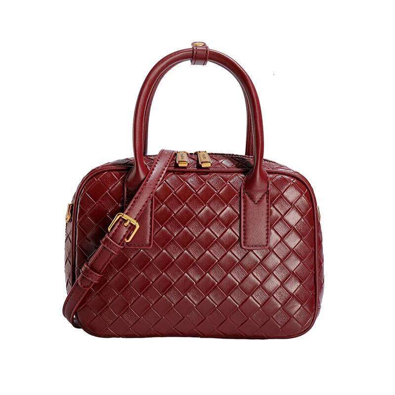 Minimalist Unique Leisure Stylish Bag Women Casual Woven Simple Vintage Fashionable Trendy Design Pu Material Crossbody Handbag