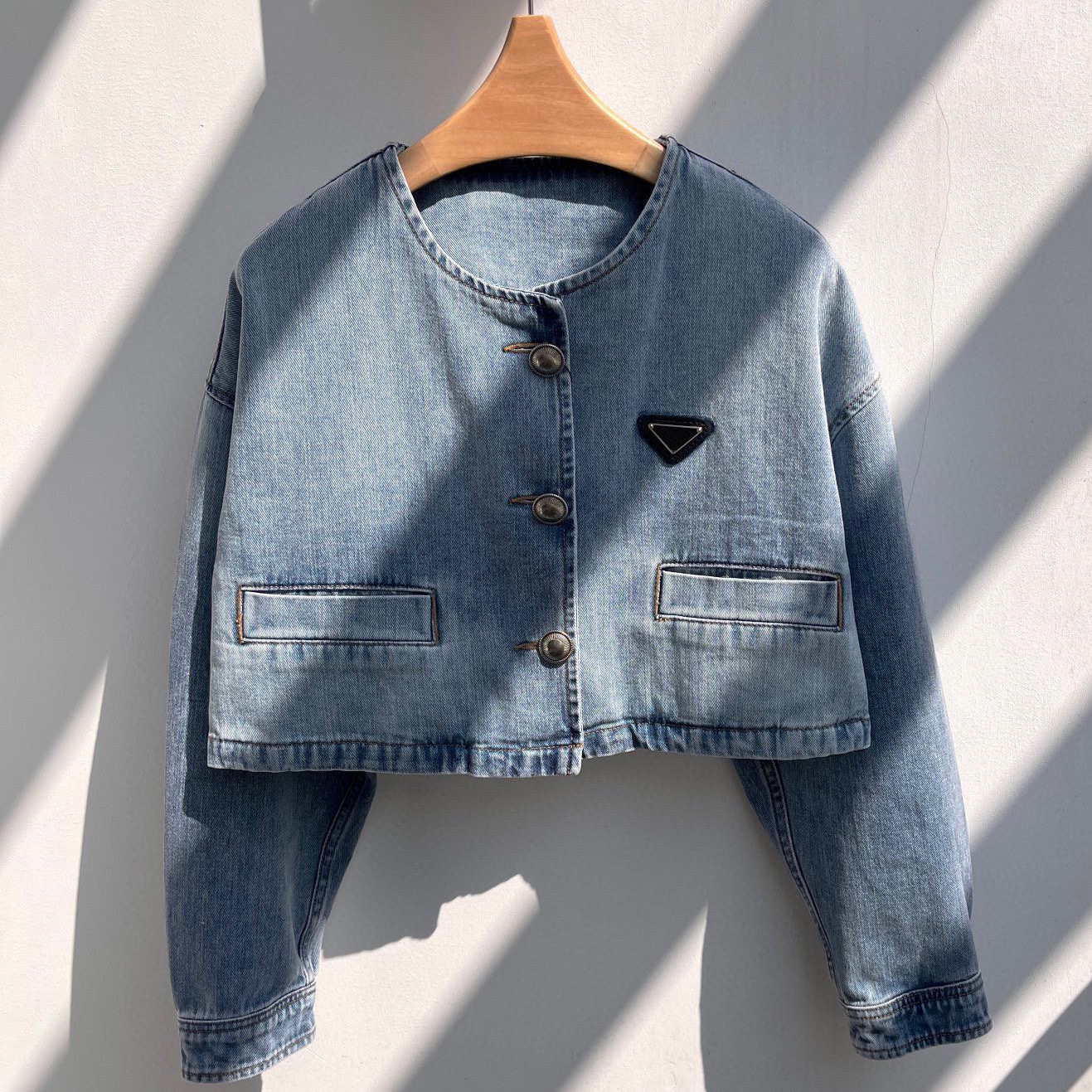 0410x7~Fashion Simple Soft Versatile Slimming Washed Round Neck Short Denim Jacket for Women 250724