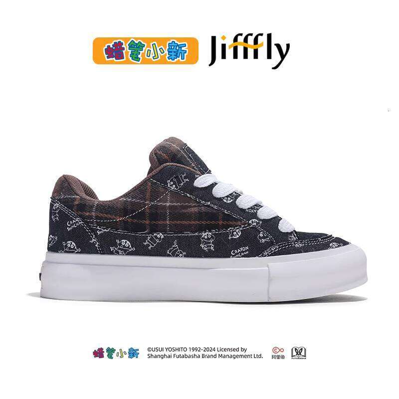 Jifffly Crayon Shin-chan Collaboration Sneakers for Men 2025 Summer New Ins Niche Casual Versatile Skateboard Shoes