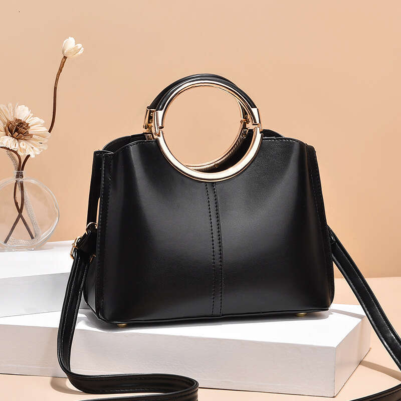 Women's Bag New Luxury Designer Fashion Simple Versatile Shoulder Crossbody Handbag