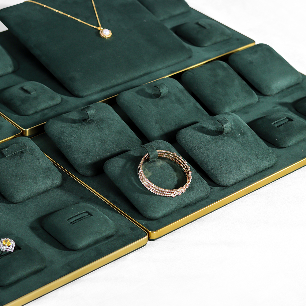 Sophisticated Ring Holder & Accessory Organizer: Luxury Jewelery Showcase