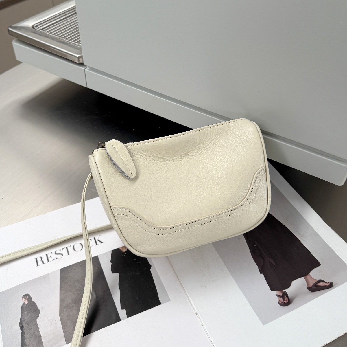 designer bag Top Layer Cowhide Saddle Bag Women Bag 2025 Niche Single Shoulder Bag Crossbody Bag Genuine Leather Phone Bag Commuter Bag Handbag