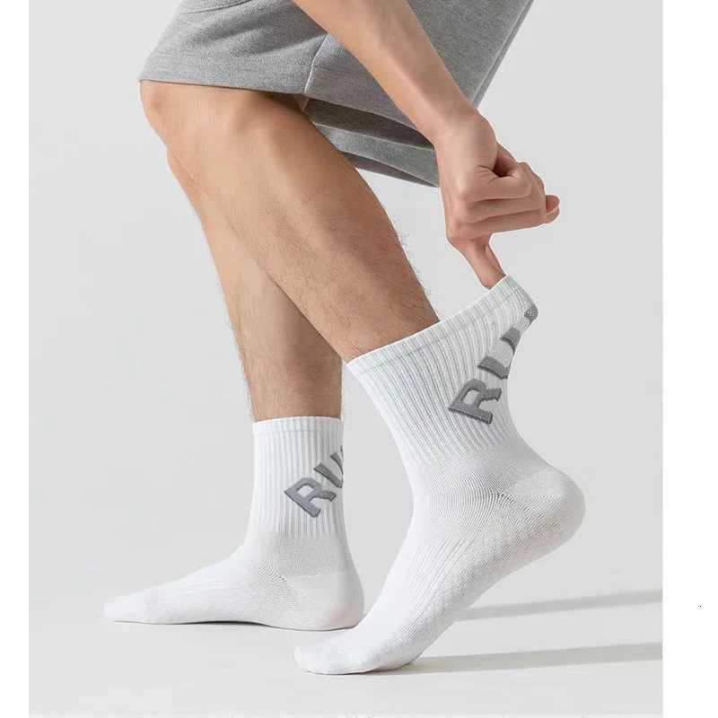 1 Pair of Running Socks for Men and Women Crew Fitness Pressure Socks Sports Bright Color Breathable Marathon Basketball Socks X250725