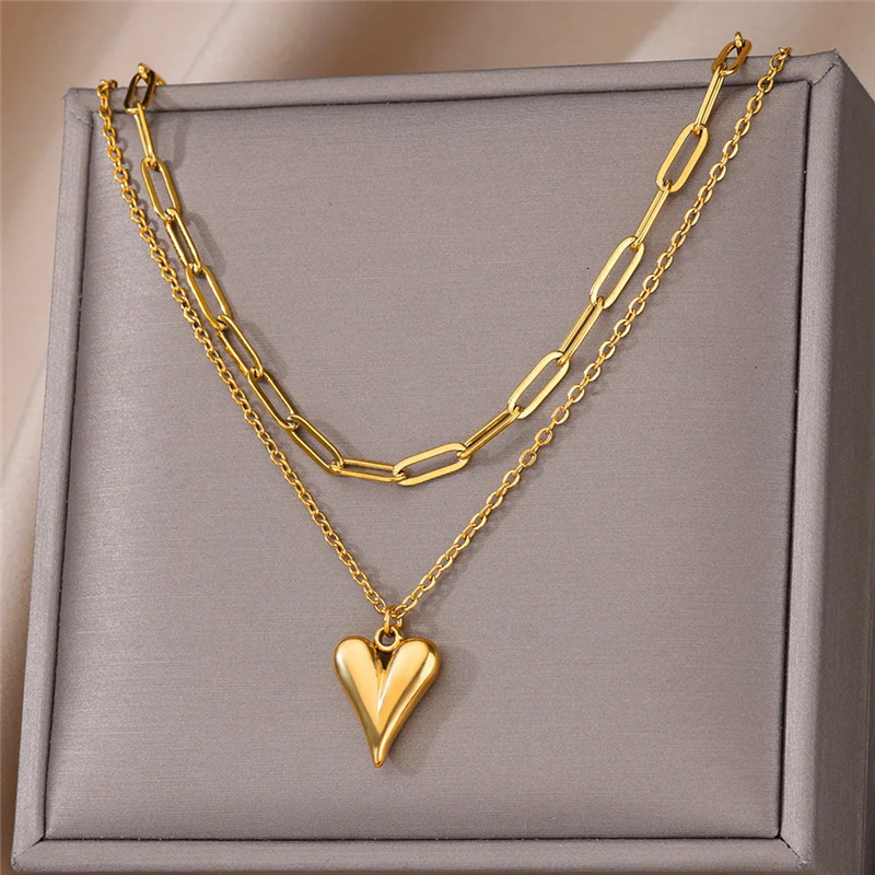 INS Style Light Double Layer Chain Pendant Hot Sale Personality Multi-layer Fashion Peach Heart Necklace Women Jewelry for Women