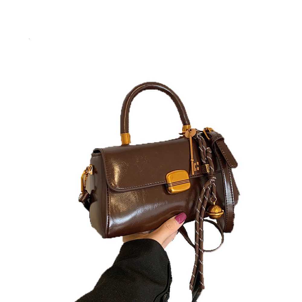 2025 Wen Burgundy Bag Fi New Solid Crossbody Bags Light Luxury Glossy Versatile Zipper Buckle Single Shoulder Packs Y250725