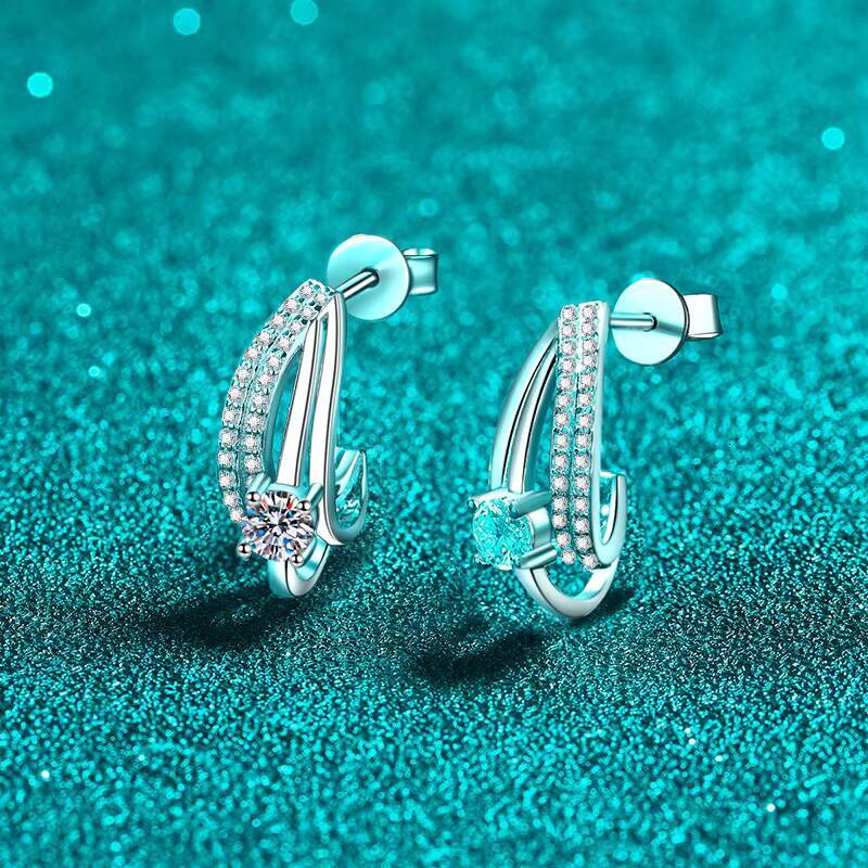Wholesale Double-layer Bending 0.6ct Moissanite Stud Earring for Women S925 Sterling Silver Moissanite Jewelry