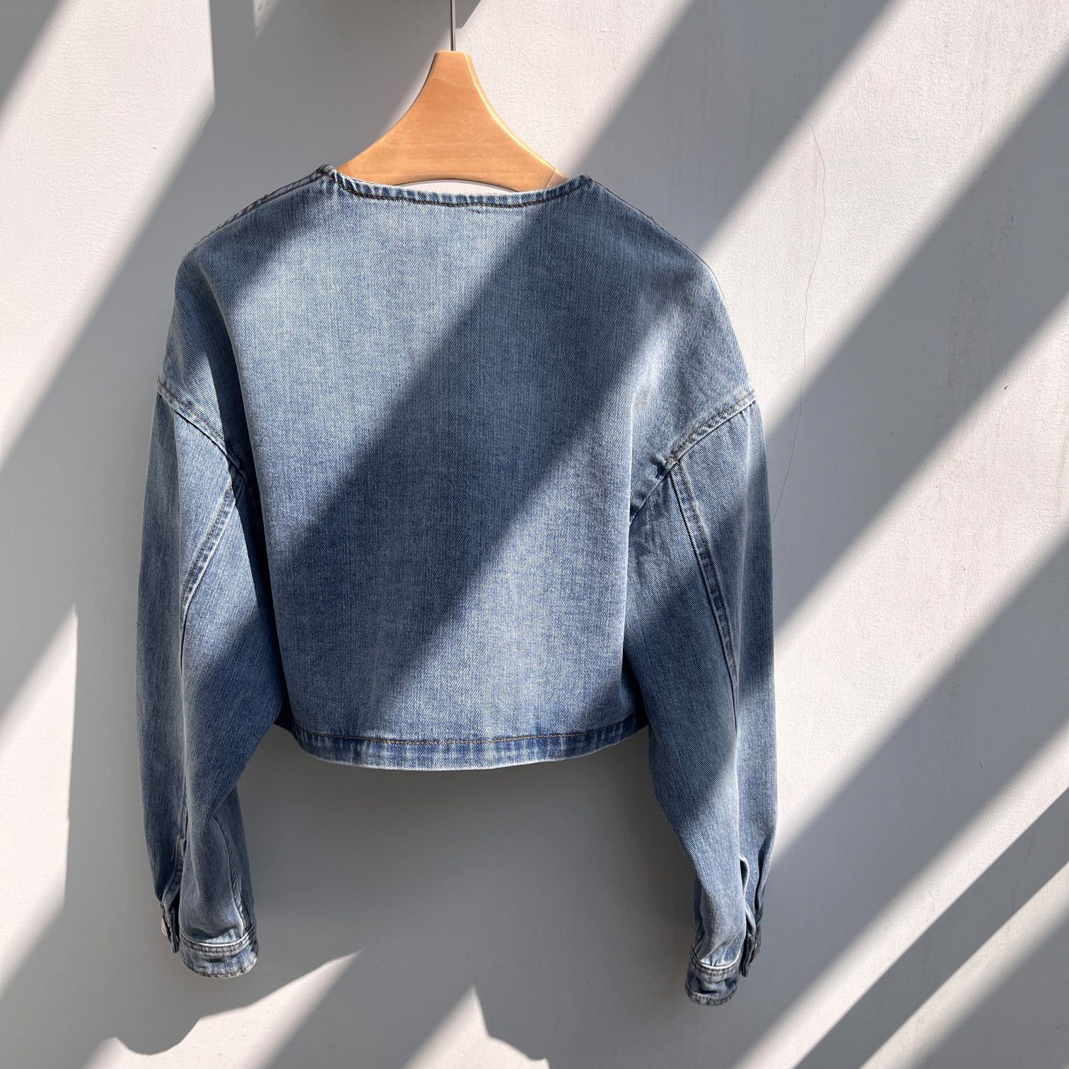 0410x7~Fashion Simple Soft Versatile Slimming Washed Round Neck Short Denim Jacket for Women 250724