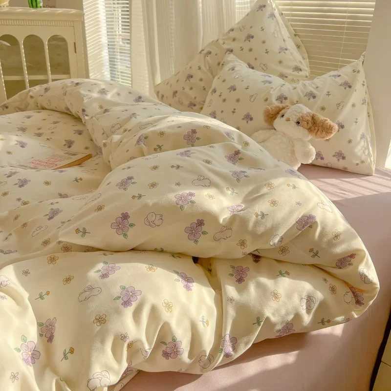 2025 new A aerobic knitted cotton printing small fresh four-piece set bed sheet bed hat four-piece set Y250819