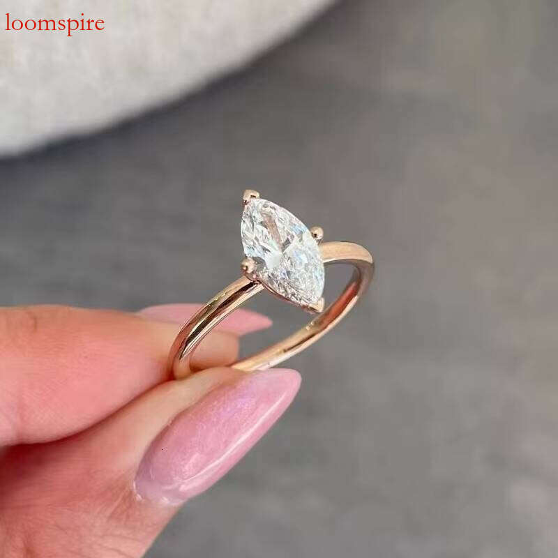 2023 New Engagement Wholesale 1.5CT Marquise Cut Rings Real Gold Lady Moissanite Ring for Wedding
