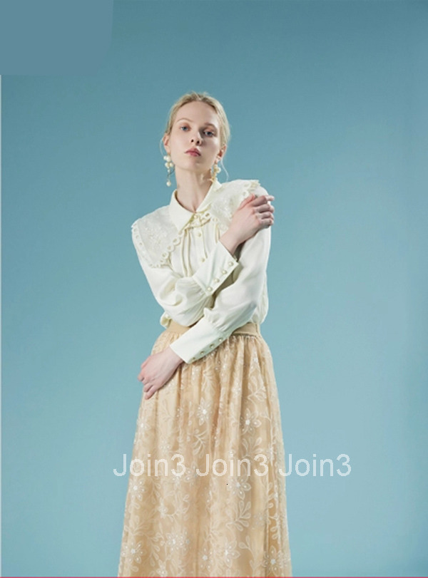 Summer New Womens Lace Shirt Fashionable Elegant Turn-down Collar White Womens Top 2346