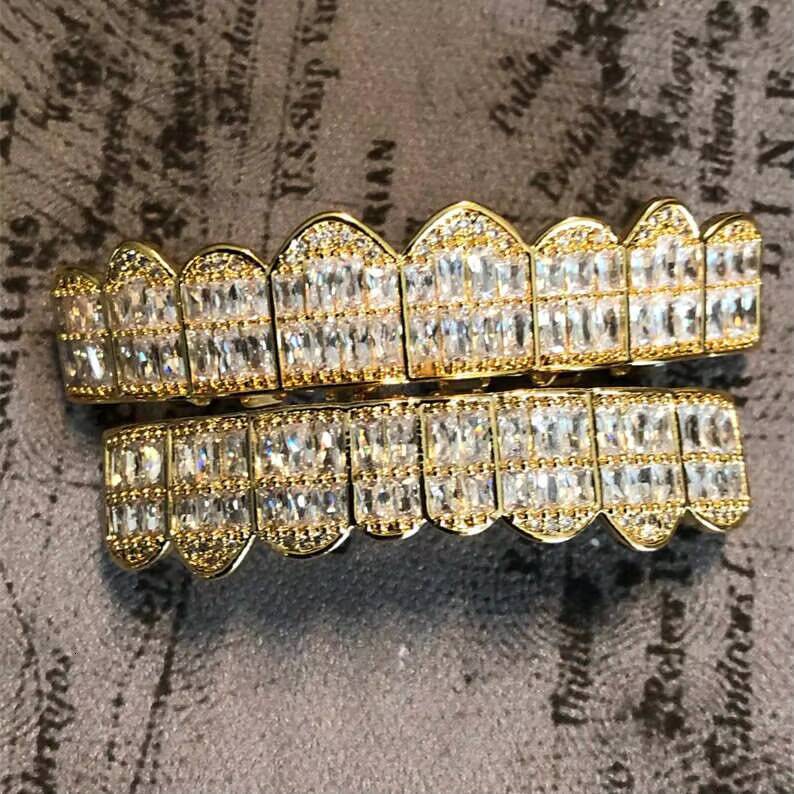 Custom 18K Gold Hip Hop Grillz Iced Out VVS Moissanite Diamond Grillz Teeth
