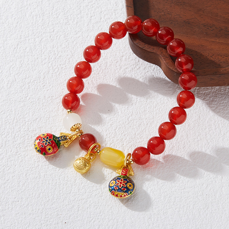 New Design Chinese Style Versatile Bracelet Natural Red Agate with Gold Devouring Beast Type II Amber Pendant for Women