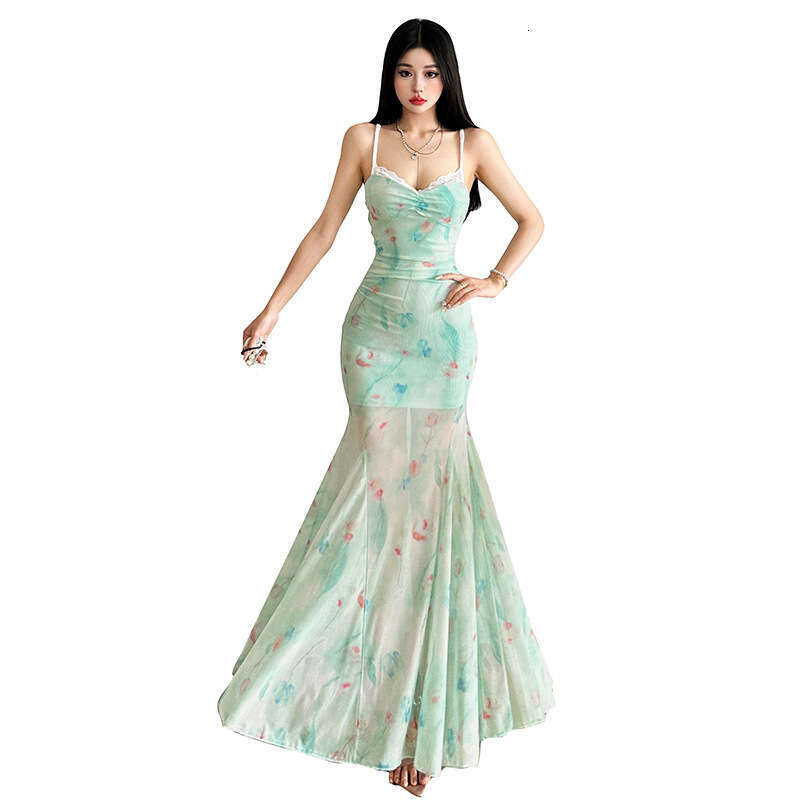 2025 Summer INS Style New Elegant High-End Slimming Waist-Cinching Sleeveless Dress 76a
