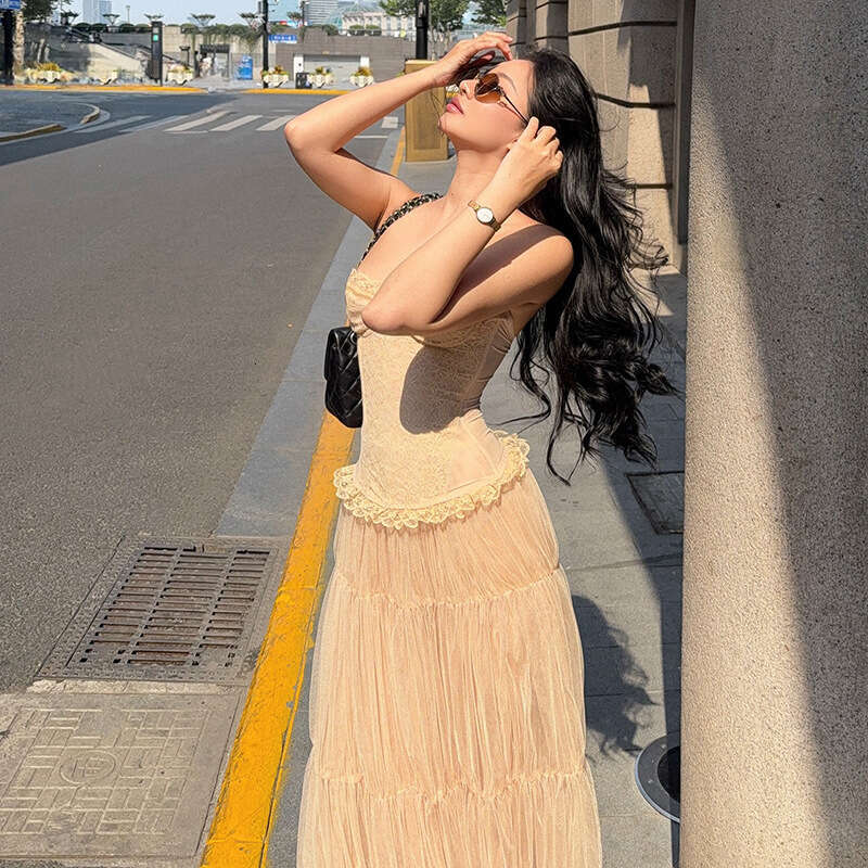 2025 Summer New Style Strapless Elegant Versatile Top High Waist Solid Color Slim Fit Half-Length Skirt Set 78b