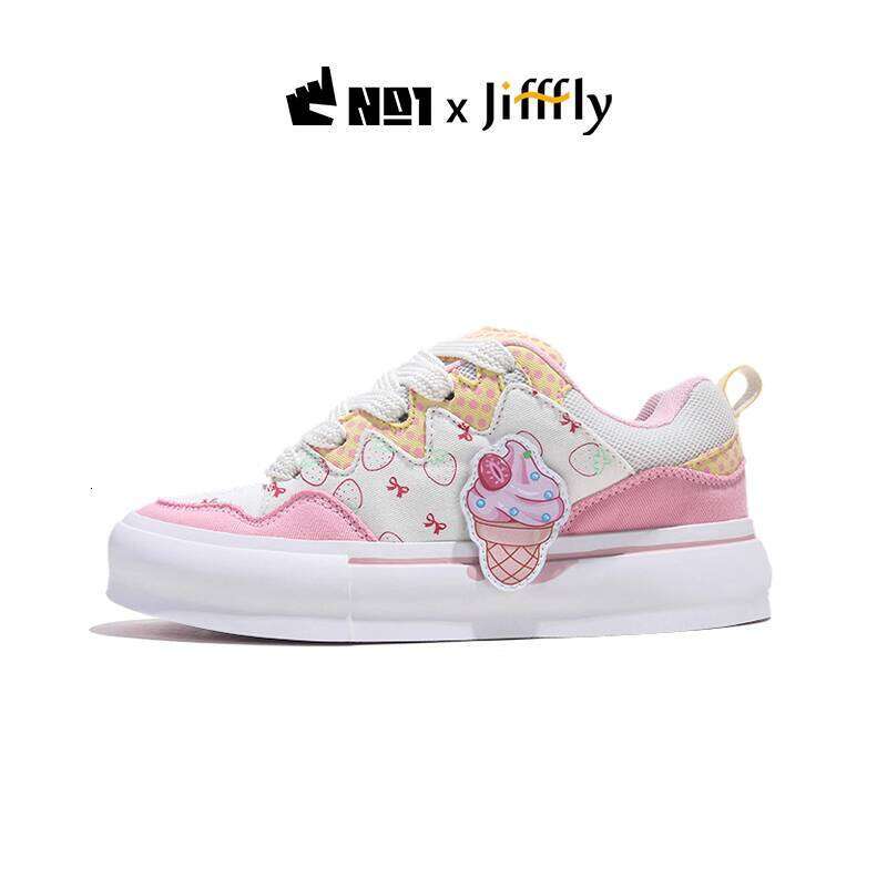 Nanbo Wan XJIFFFLY Strawberry Bread Shoes for Women - Retro Skateboarding Sneakers with Height Boost