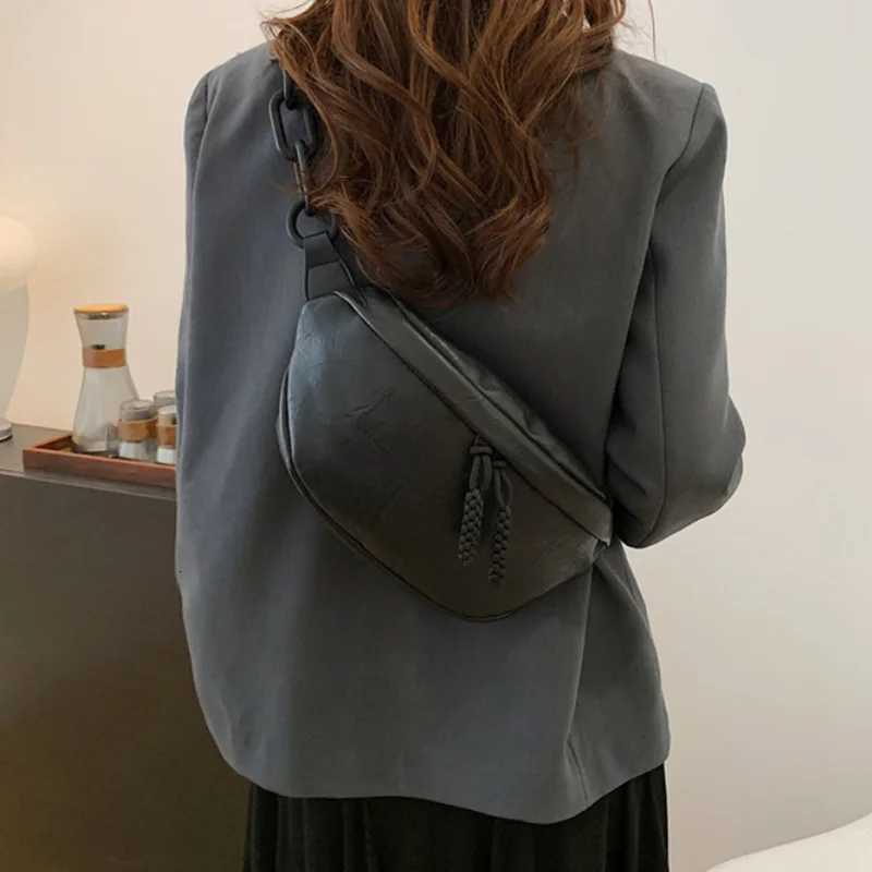 Luxury Ladies Waist Bag Fi Wan Belt Bag Designer New Saddle Fanny Pack High-end Soft Leather Shoulder Crossbody Bag Y250724