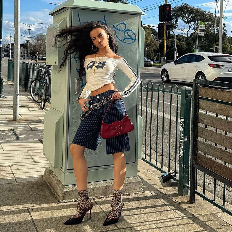 2024 Summer New Women's Fashion Solid Color Slim Street Style Off-Shoulder Long Sleeve Top cb2