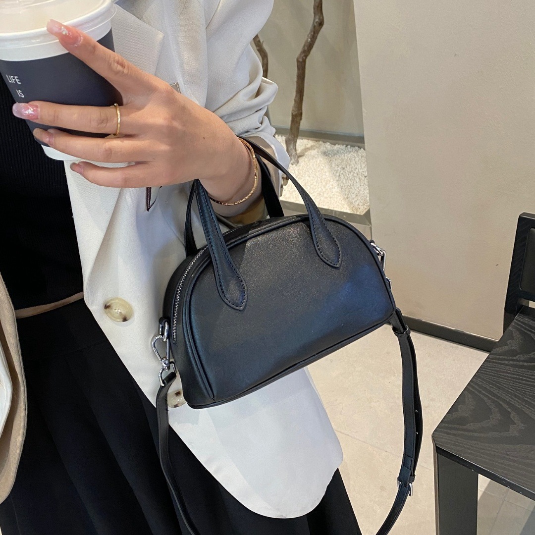 designer bag Vintage New Genuine Leather Women Bag Vegetable Tanned Cowhide Boston Bowling Bag Niche Shoulder Bag Crossbody Bag Handbag