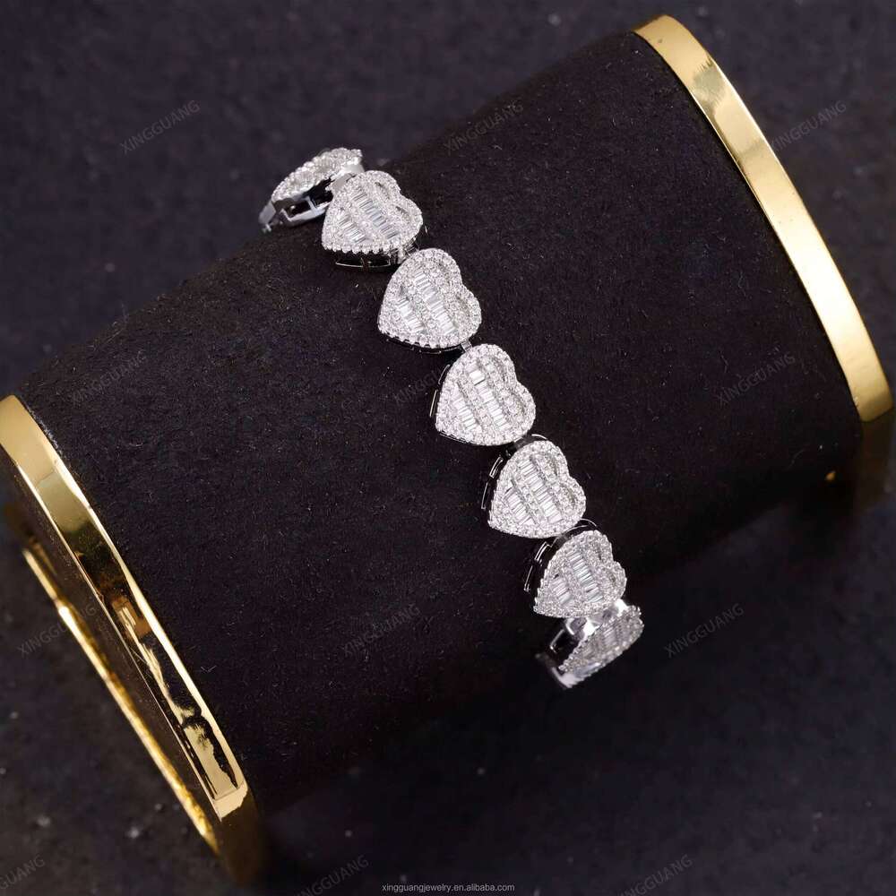 Pass Dia test Heart Charms baguette Cut Moissanite Links White Gold Plated S Sier Cuban Chains Bracelet