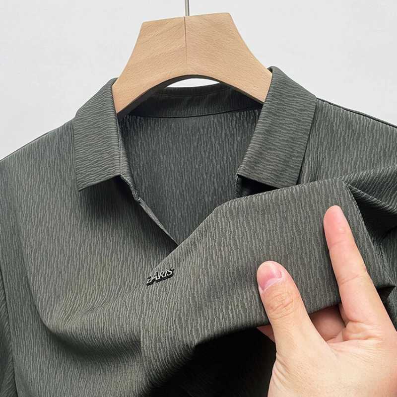 New Seamless Polo Shirt for Summer 2024 Mens Business Casual V-neck Short-sleeved T-shirt Sizes M-4XL. Boutique Polo Clothing XJ250725