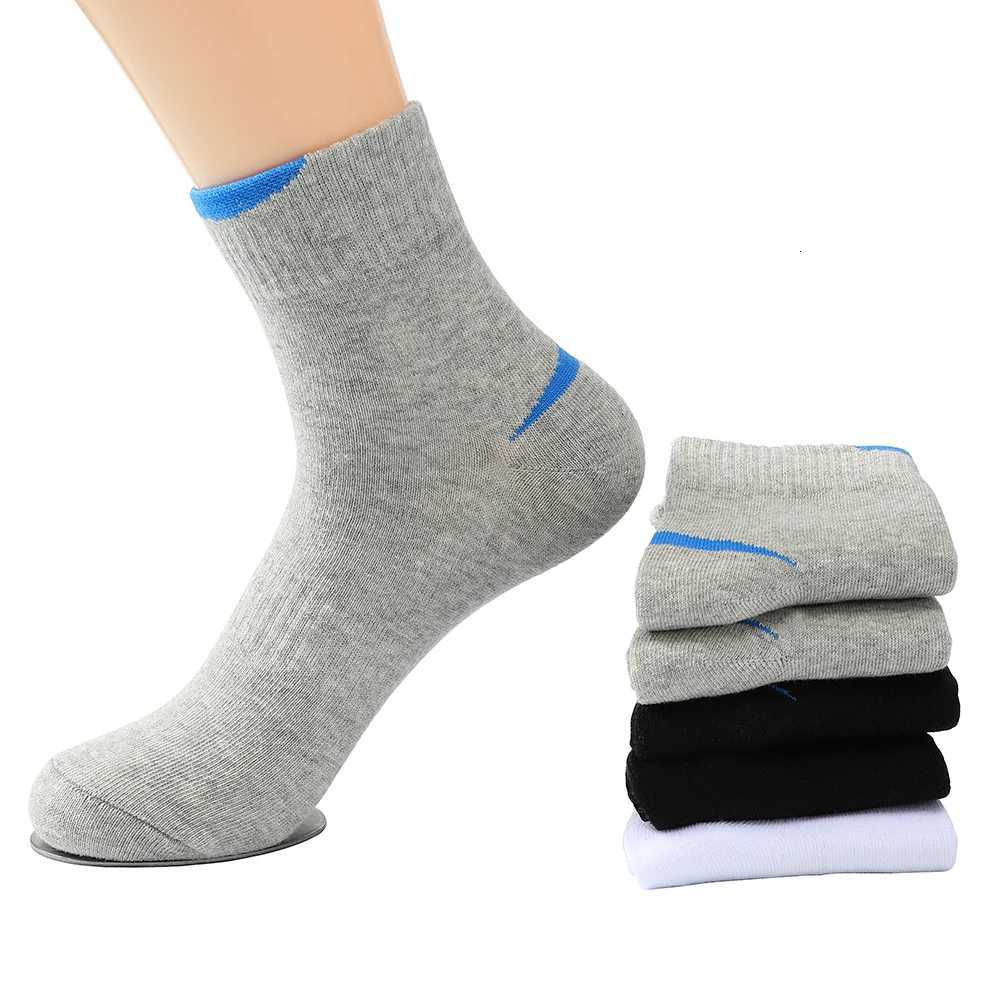 5 Pairs/Lot Mens Casual Sports Socks Fashion Hot Sale Pure Cotton Mens Socks White Black Breathable Large Size Stockings 38-45 X250725