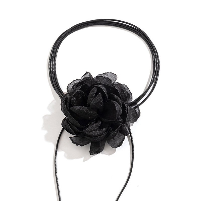 French Elegant Three-Dimensional Camellia Necklace for Women, Ins Style Handmade Fabric Flower Pure Desire Sexy Choker Jewelry for Women