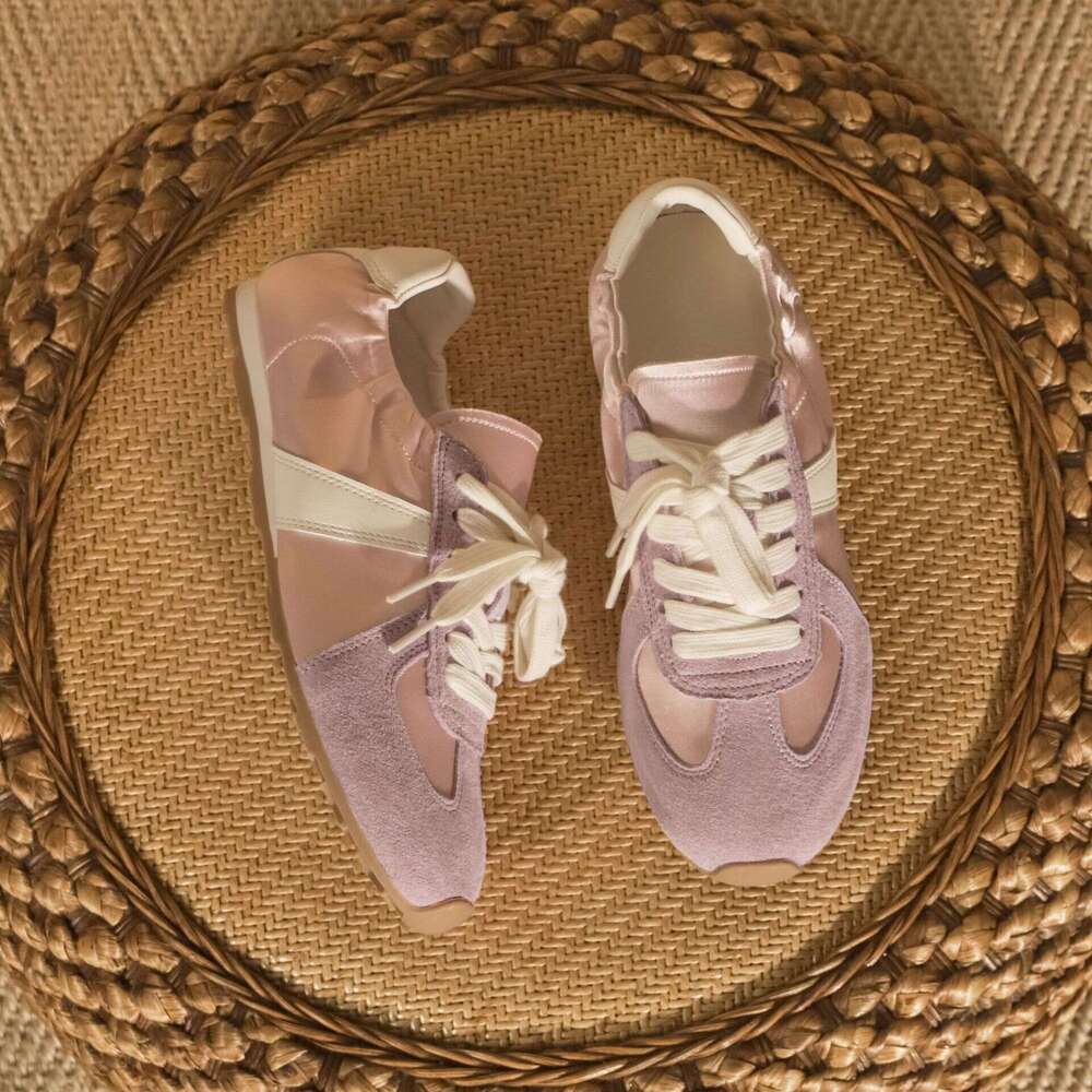 2025 Summer New Women's Soft Sole Comfortable Sweet Style Sports Casual Satin High-end Shoes