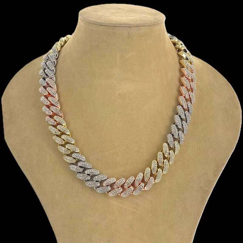 Pearlescent 14k Gold Plated Iced Out Hip Hop Jewelry VVS Moissanite Women Necklace for Men Cuban Chain