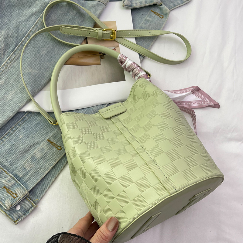 Elegant Womens Shoulder Bag with Unique Niche Design - Durable & Lightweight