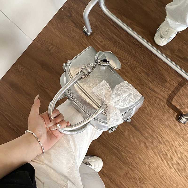 MOODS Mini Boston Shoulder Crossbody Bags For Women Lace Bowknot Round Top-handle Bag With Heart Pendant 2025 Designer Handbags Y250725