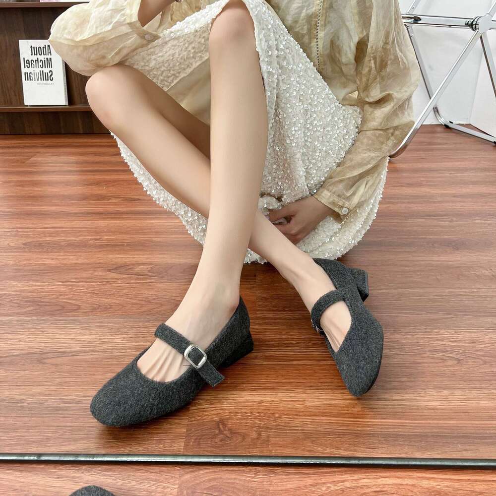 New High Heels Women, Outdoor Wear, High-End Chunky Heel Mary Jane Shoes, 2025 French Style Shallow Mouth Single Shoes for Women