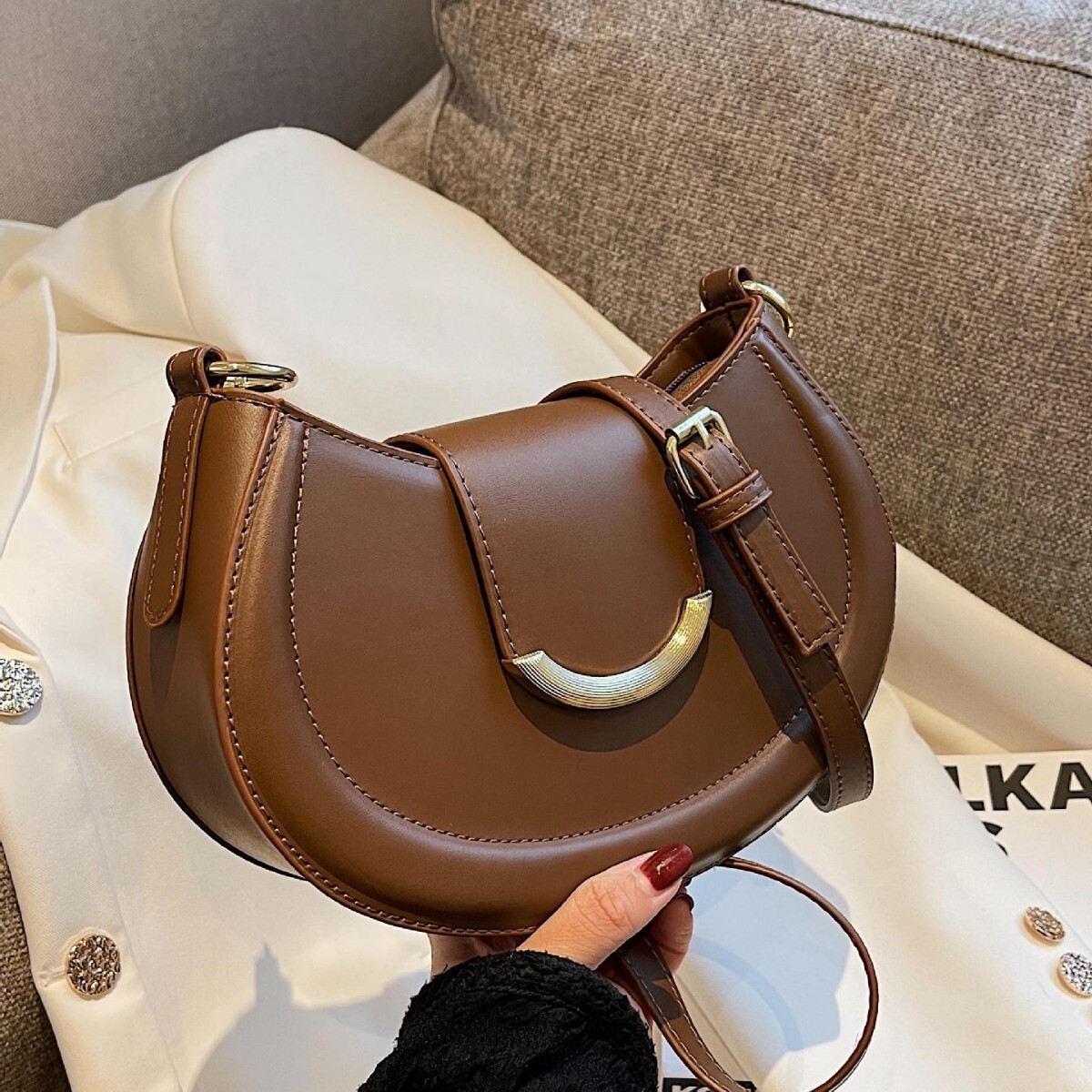 women's 2025 Summer New Women's Crossbody Bag Korean Style Niche Design Saddle Bag New Casual Fashion Retro Commuting Bag Summer New Women&#