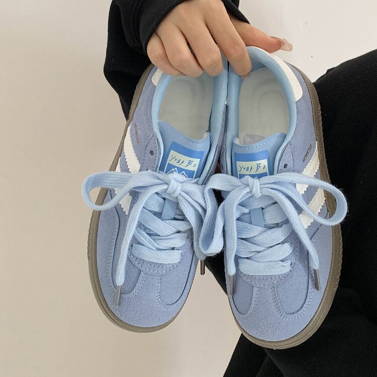 American Style Flat Niche German Training 2024 Summer New Versatile Sports Casual Shoes for Women with Skirts ddmythur