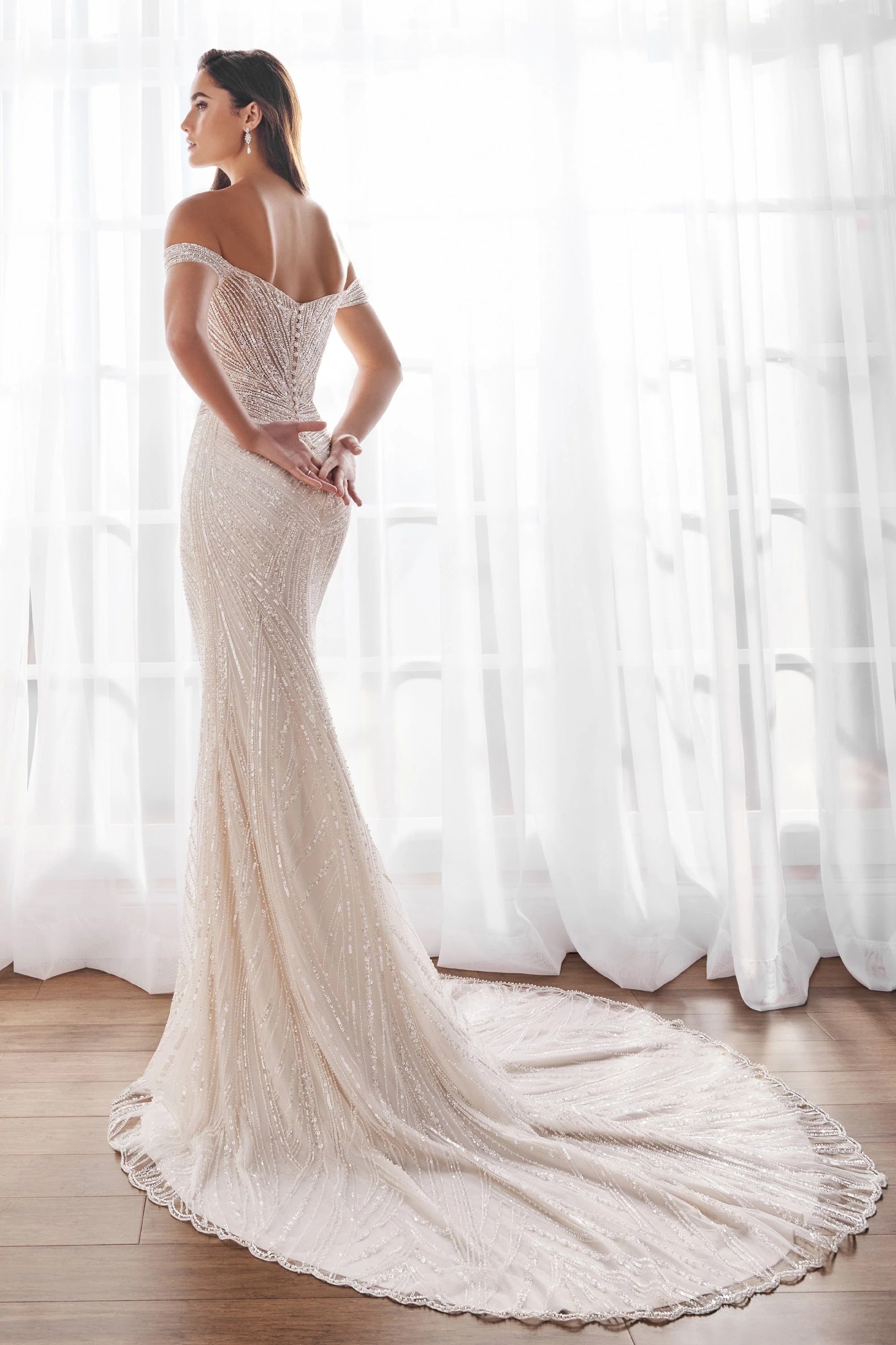 Simple Wedding Dresses Sequins V Neck Bridal Gowns with Overskirt Off Shoulder Illusion Backless Mermaid Customized Vestidos De Novia Plus Size