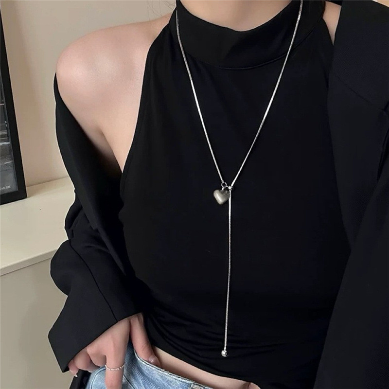 Minimalist Sier Heart Pendant Necklace for Women Spring Summer Light High-end Pull-out Long Sweater Chain Accessory Jewelry for Women