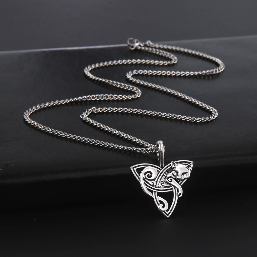 Dawapara Fox Triquetra Animal Pendant Necklace Celtics Knot Good Luck Irish Amulet Nordic Viking Necklace Religious Jewelry
