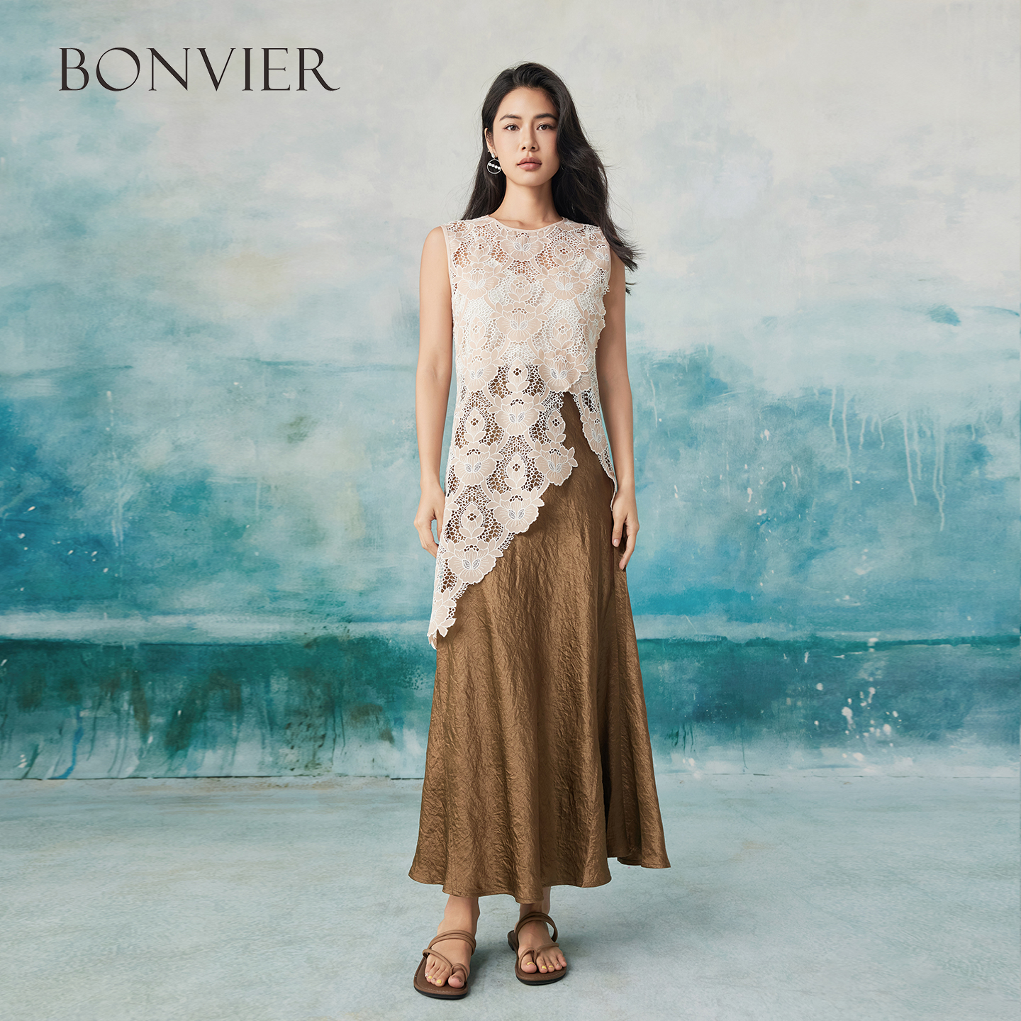 2025 Summer New Irregular Medium-Length Tops Women French Hollow High-grade Lace Shirt 6112864