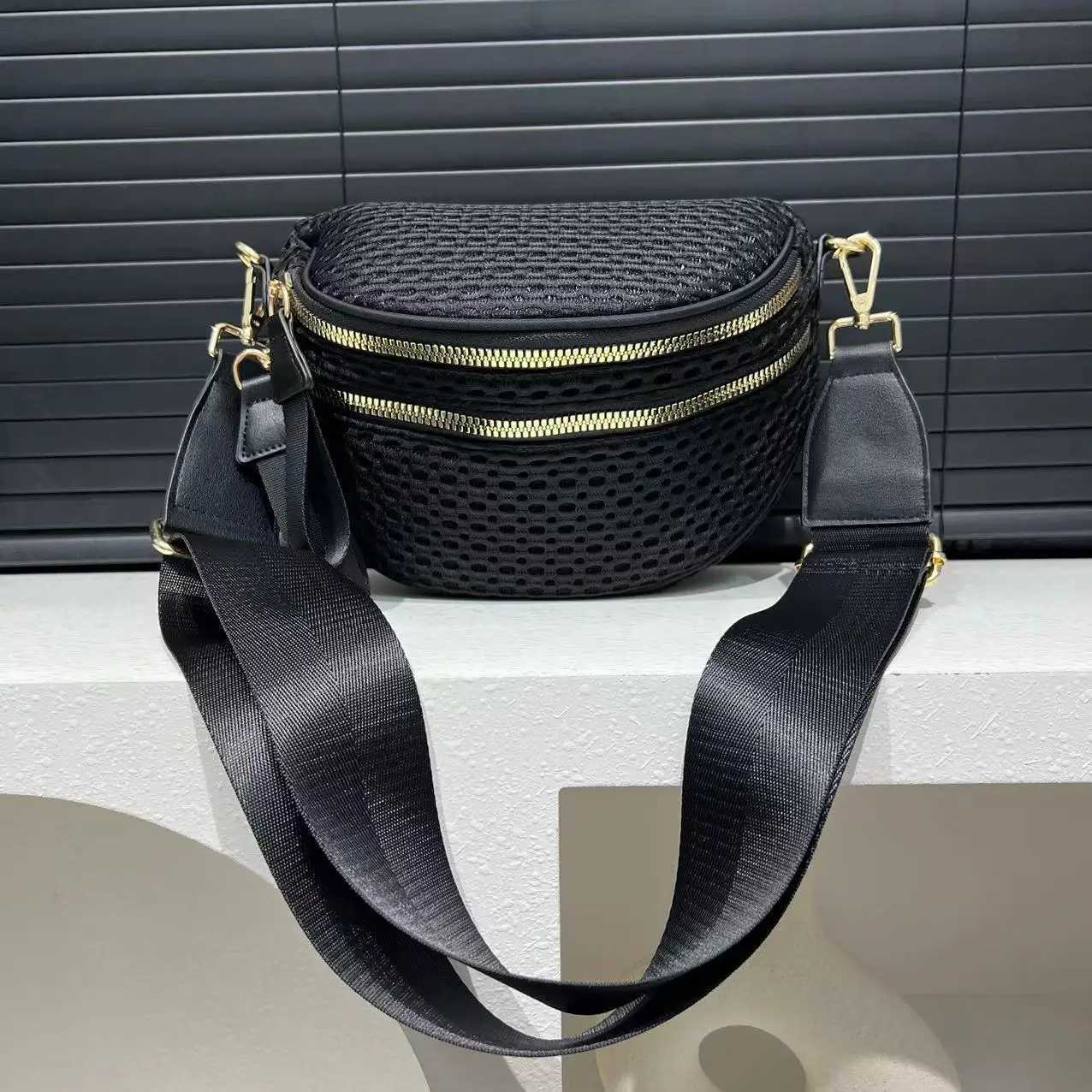 Ladies Fiable Mesh Lightweight Crossbody Bag with Multiple Zippers Casual and Versatile Crossbody Single Shoulder Handbag Y250724