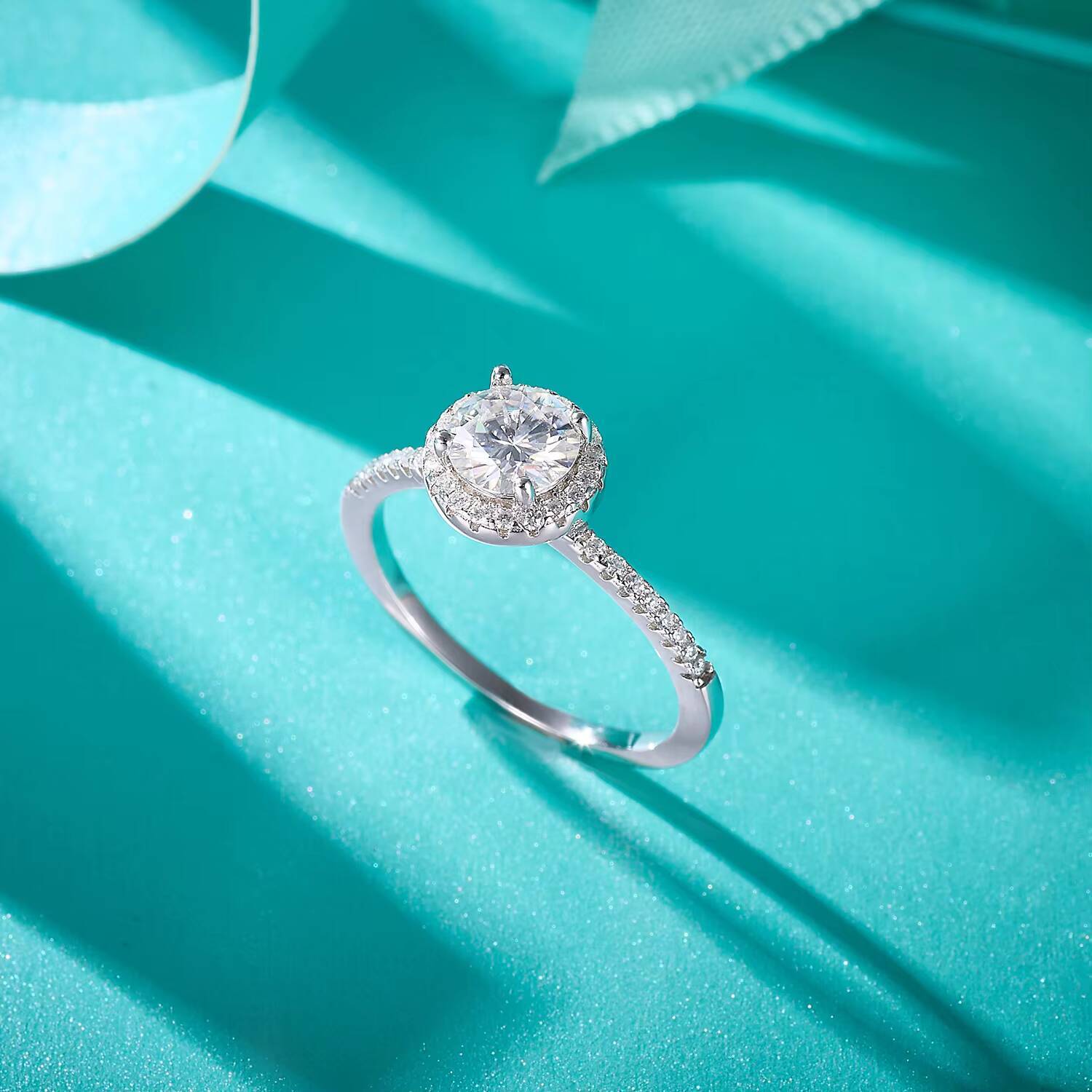 High-Grade 6MM VVS D Color Moissanite Diamond Ring with 925 Sterling Silver Fancy Designed Jewelry for Sale