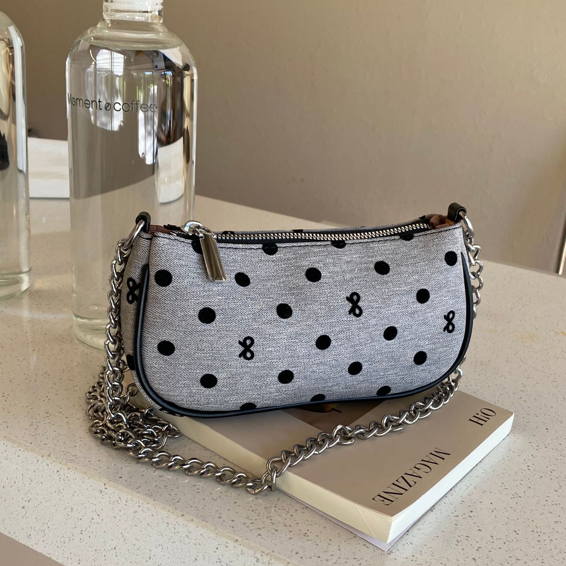 Luxury Brand Designer Bag Korean Style Trendy Polka Dot Bow Pillow Bag Fashionable Women's Bag Chain Embroidery Niche Single Shoulder Crossbody B
