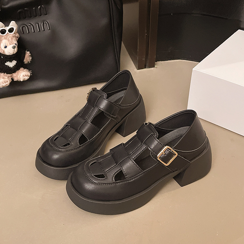 Ddmysports Women S Peep Toe Faux Leather Thick Sole Flat Casual Sandals Breathable Hollow Out Pig Cage Shoes Summer New Style Outdoor Shoes