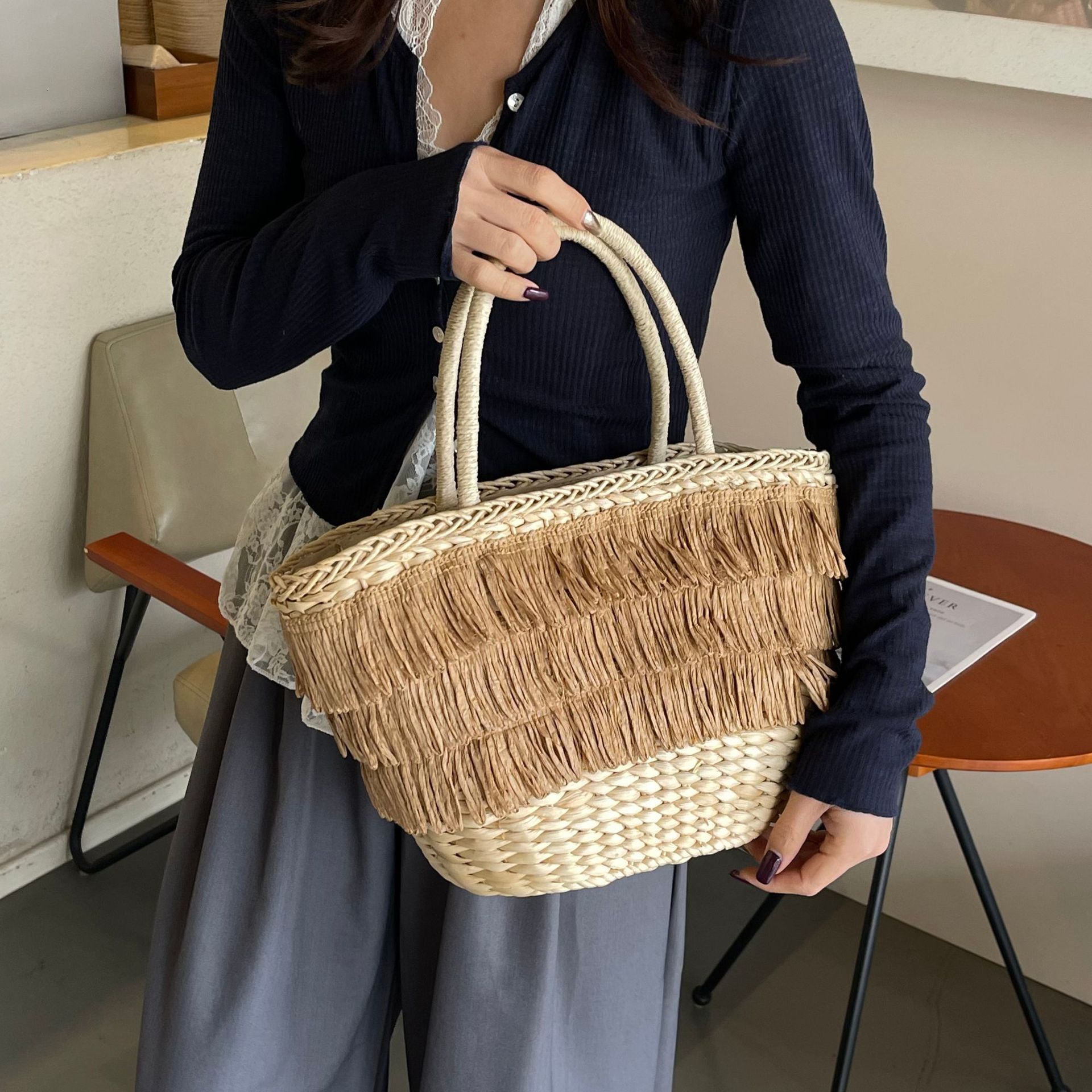Luxury Brand Designer Bag Tassel Tote Woven Bag Ins Beach Trendy Handbag Women's Bags Vacation Handheld Straw Woven Bag