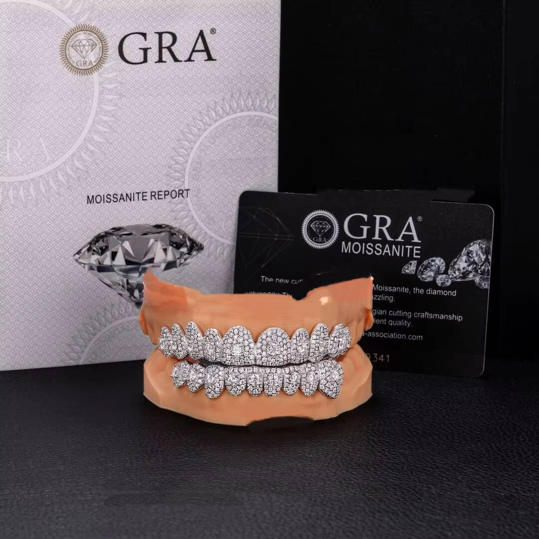 Custom VVS Moissanite S925 Silver Teeth Grillz Silver Diamond Bling Tooth Grills for Men Women High-End Jewelry Pass Test 8 on 8